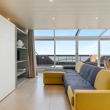 Penthouse App Met Imposant & Eindeloos Zeezicht Apartment Middelkerke Bagian luar foto