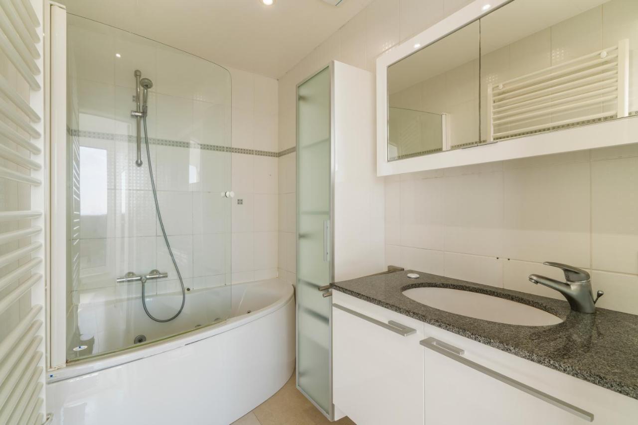 Penthouse App Met Imposant & Eindeloos Zeezicht Apartment Middelkerke Bagian luar foto